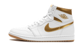 Air Jordan 1 Retro High OG Metallic Gold