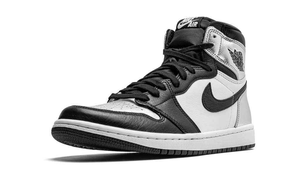 Air Jordan 1 Retro High Silver Toe